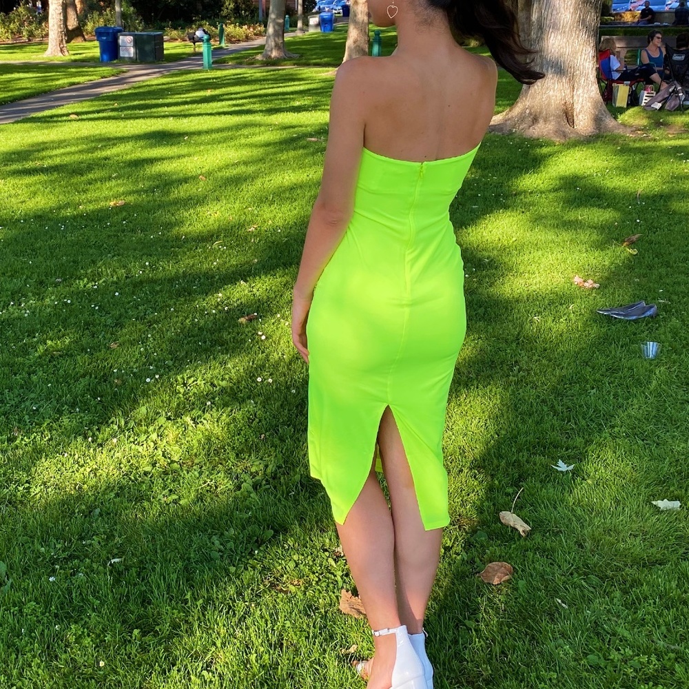 H:ours Mali Midi Dress